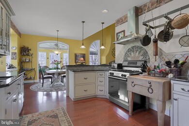 1043 Rick Rd, Reading, PA 19605 - photo 7