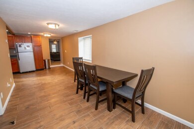 904 Dulin Niles Dining room 6