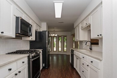 2216 Cambridge Dr, Hurst, TX 76054 - photo 4