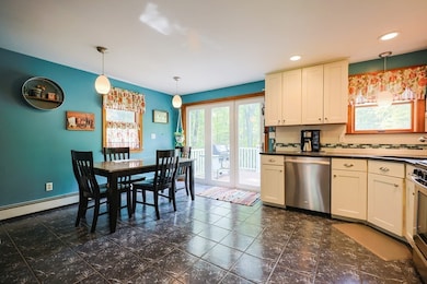 70 Plain St E, Berkley, MA 02779 - photo 2