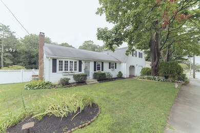 105 Charles Diersch St, East Weymouth, MA 02189 - photo 3