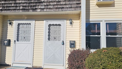 127 Black Point Rd unit 7, Niantic, CT 06357 - photo 4