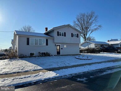 3 Mark Twain Dr, Trenton, NJ 08690 - photo 3