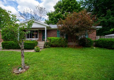 8315 Millington Ct, Louisville, KY 40228 - photo 2
