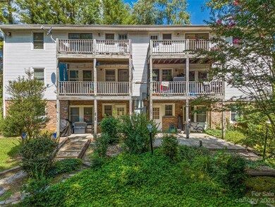 162 Allenwood Cir, Hendersonville, NC 28792 - photo 7