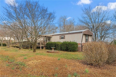 132 Friendly Rd, Thomasville, NC 27360 - photo 6