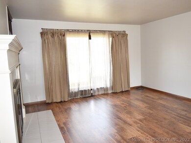 526 E Fuller St, Tahlequah, OK 74464 - photo 3