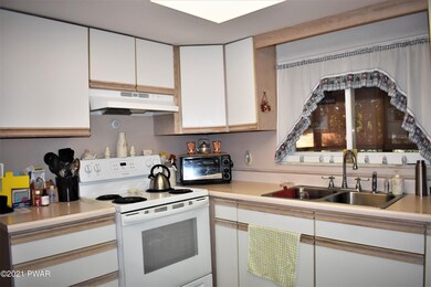 100 Summer Hill Rd, Hawley, PA 18428 - photo 4