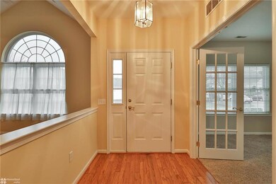 4913 Steeplechase Dr unit 28B, Macungie, PA 18062 - photo 4