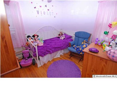 427 Melrose Way, Aberdeen, NJ 07721 - photo 7