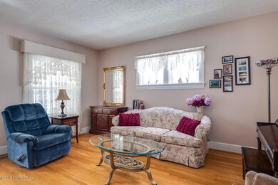 1531 Goddard Ave, Louisville, KY 40204 - photo 6