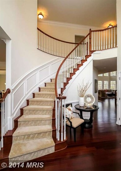 25363 Justice Dr, Chantilly, VA 20152 - photo 2