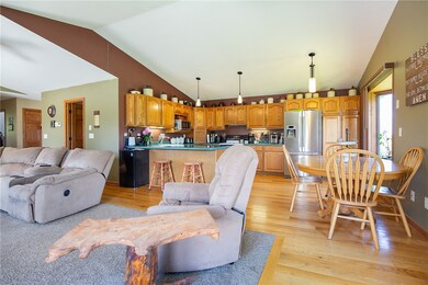 Eat in kitchen and breakfast bar