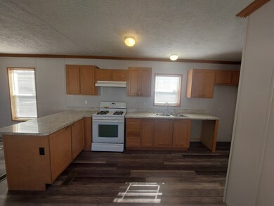 57 Castings Rd unit BV57, Springfield, IL 62707 - photo 2