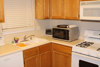 1414 Augustine Way, Redding, CA 96002 - photo 6