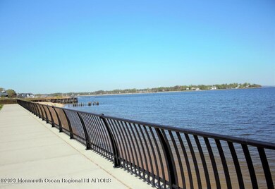 12 Cedar Water front
