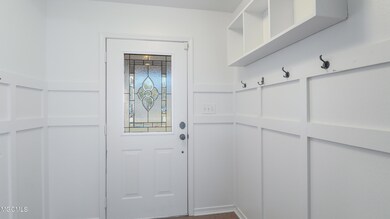 104 Pine Cove-101