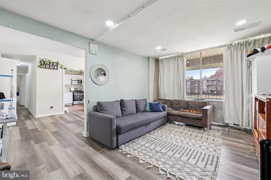 7969 Riggs Rd unit 9, Hyattsville, MD 20783 - photo 4