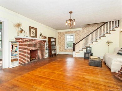 Classic Dutch Colonial Floor Plan