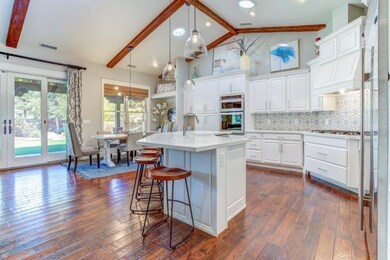 Kitchen (1)