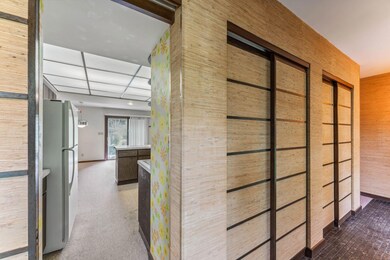 36-web-or-mls-6099-headley-rd