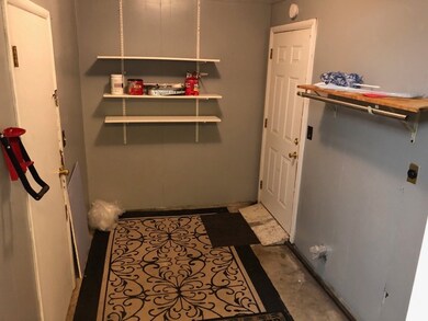 8917 E 1210th Rd, Effingham, IL 62401 - photo 5