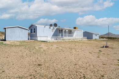 5671 30th St W, Rosamond, CA 93560 - photo 6