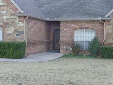 176 Cactus Dr, Decatur, TX 76234 - photo 2