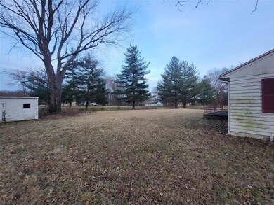 1405 S Clinton Rd, Caseyville, IL 62232 - photo 3