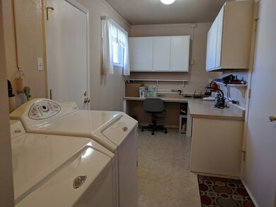 1411 Jackson Ave, Alamogordo, NM 88310 - photo 5