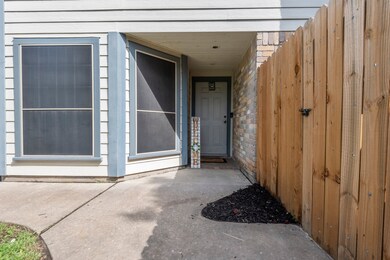 8534 Pine Falls Dr, Houston, TX 77095 - photo 4