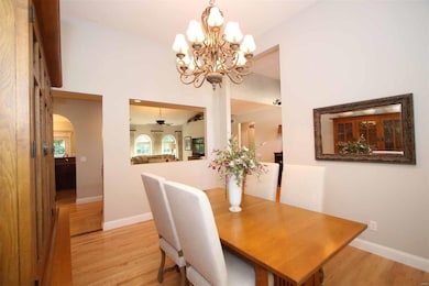 15 Seasons Ridge Ct, Maryville, IL 62062 - photo 4