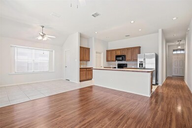 872 Bowie Dr, Lavon, TX 75166 - photo 3