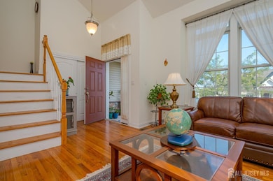 8 Comstock Ln, Skillman, NJ 08558 - photo 3