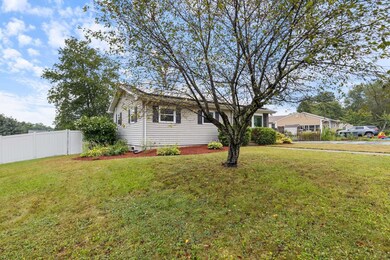 2 Heather Dr, Hooksett, NH 03106 - photo 3