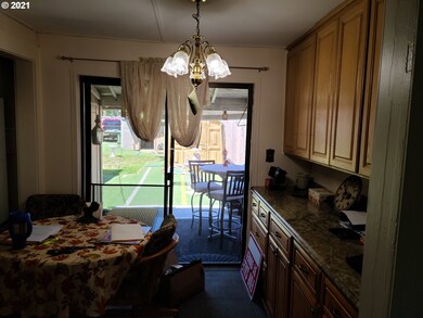 471 3rd Ave, Powers, OR 97466 - photo 4