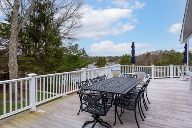 162 Clamshell Cove Rd, Cotuit, MA 2635 - photo 6