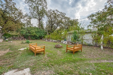 813 Scott Dr, Arlington, TX 76012 - photo 6