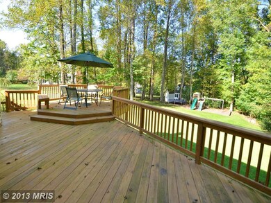 5209 Grenock Dr, Lothian, MD 20711 - photo 7