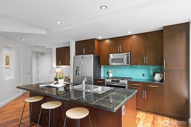 Azur unit S-403, Seattle, WA 98121 - photo 7