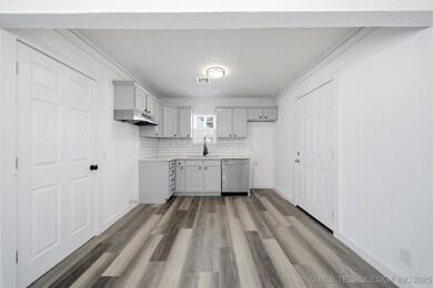 3765 W 44th St, Tulsa, OK 74107 - photo 6