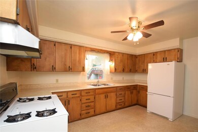 156 Sunset Ave, Glen Carbon, IL 62034 - photo 6