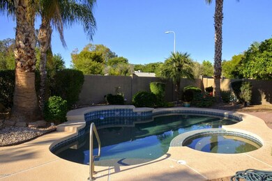 Pool2