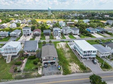 2916 E Beach Dr Oak Island NC 28465 USA-