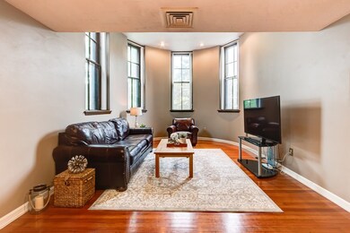 321 Plantation St unit 202, Worcester, MA 01604 - photo 7