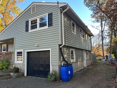 41 Hale Dr, Windsor, CT 06095 - photo 2