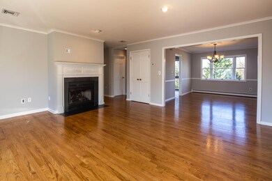 Living Room-5