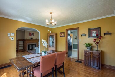 984 Montrose Ave, Columbus, OH 43209 - photo 7