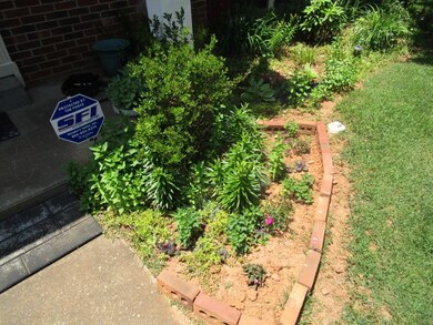 253 Robin Rd, Martinsville, VA 24112 - photo 6