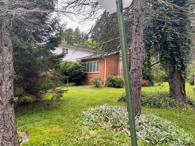 2100 Timson St, Johnstown, PA 15905 - photo 4